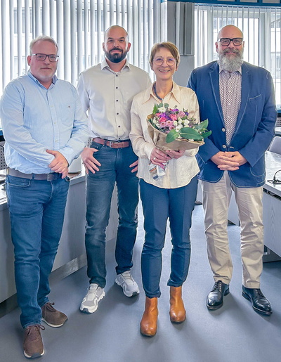 Stellvertretender Landrat Bernd Schötterl verabschiedete die bisherige Leiterin Ruth Heim
