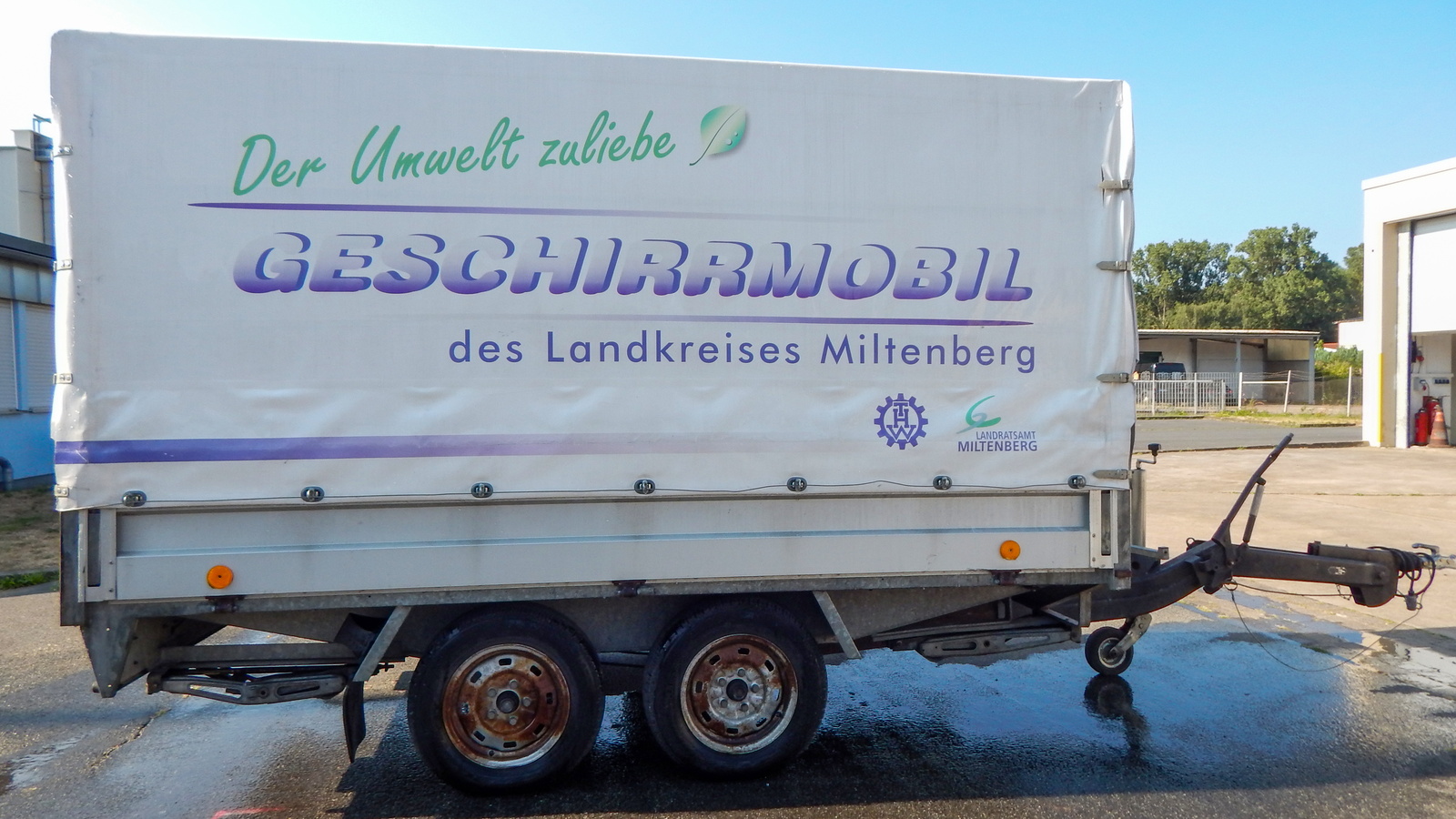 Geschirrmobil geschlossen