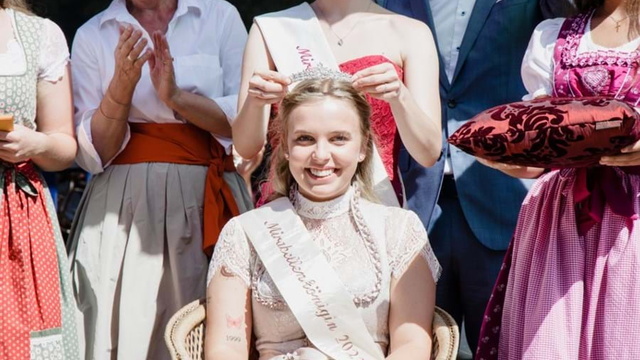Mirabellenkönigin