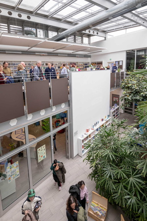 HSG-Bibliothek auf zwei Ebenen