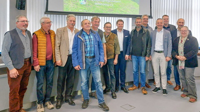 Personengruppe im Sitzungssaal