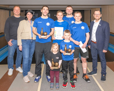 Siegerehrung beim Landkreispokal im Kegeln