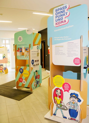 Ausstellung „Spaß ohne Punkt und Koma“