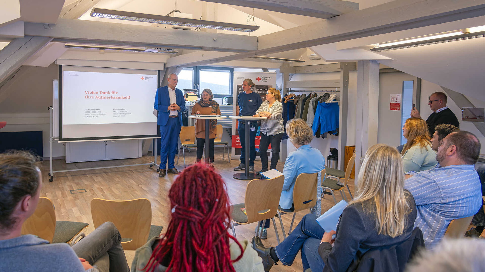 Nadja Schillikowski, Edwin Pfeifer und Mitarbeitende