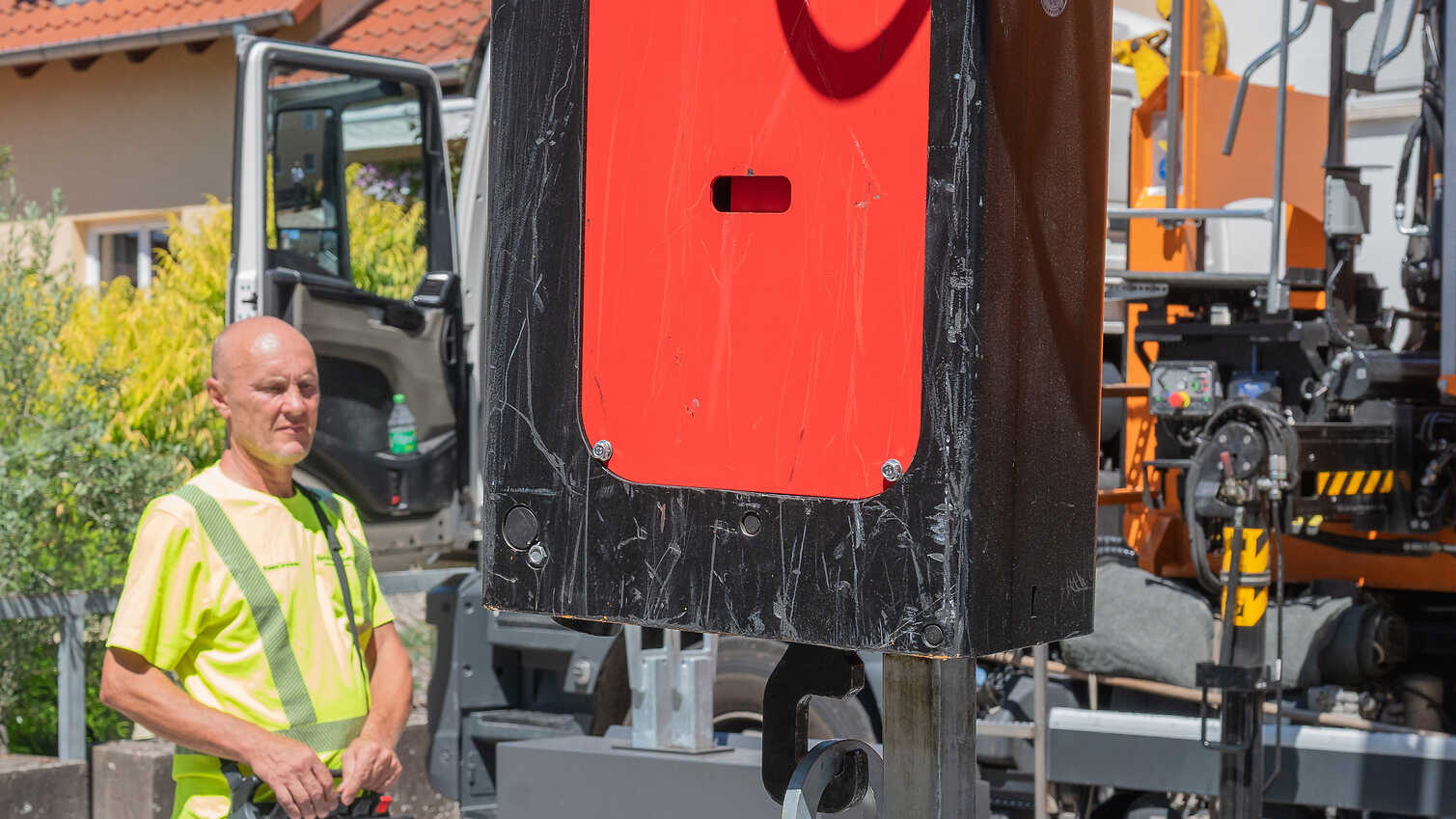 Leerung der Unterflur-Container