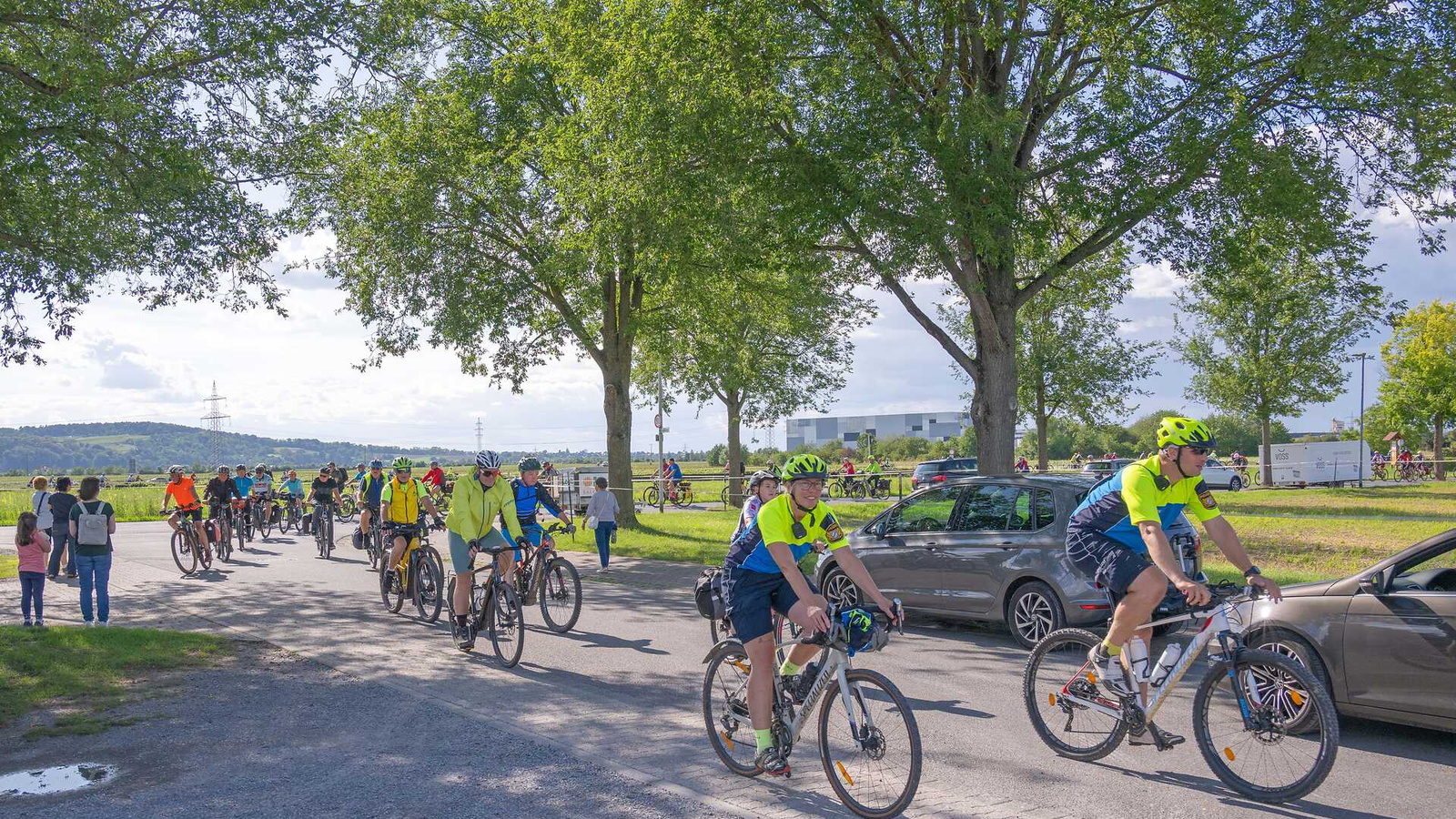 Teilnehmer der Drei-Länder-Radtour