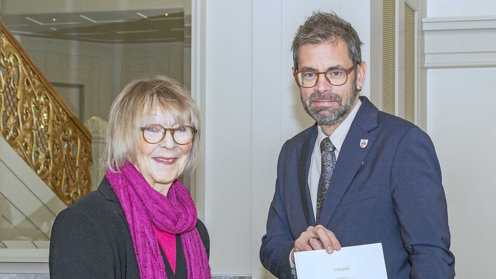 Monika Möller-Stegerwald und Landrat Jens Marco Scherf