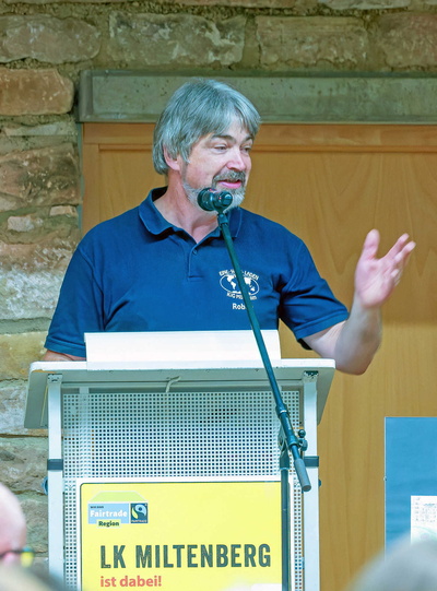 Robert Faust am Rednerpult