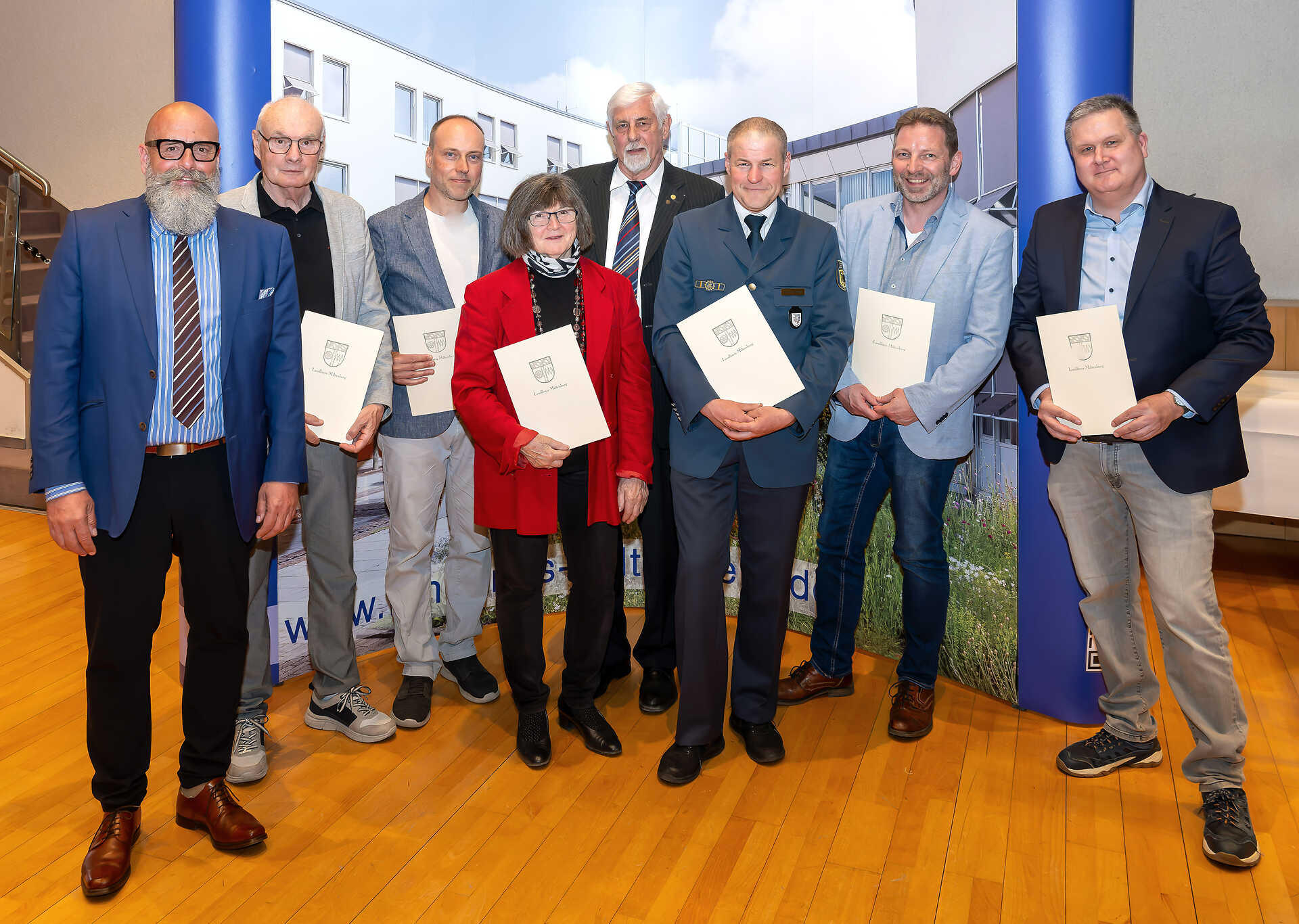 Übergabe der Dienstzeitauszeichnungen für ehrenamtliche Tätigkeiten